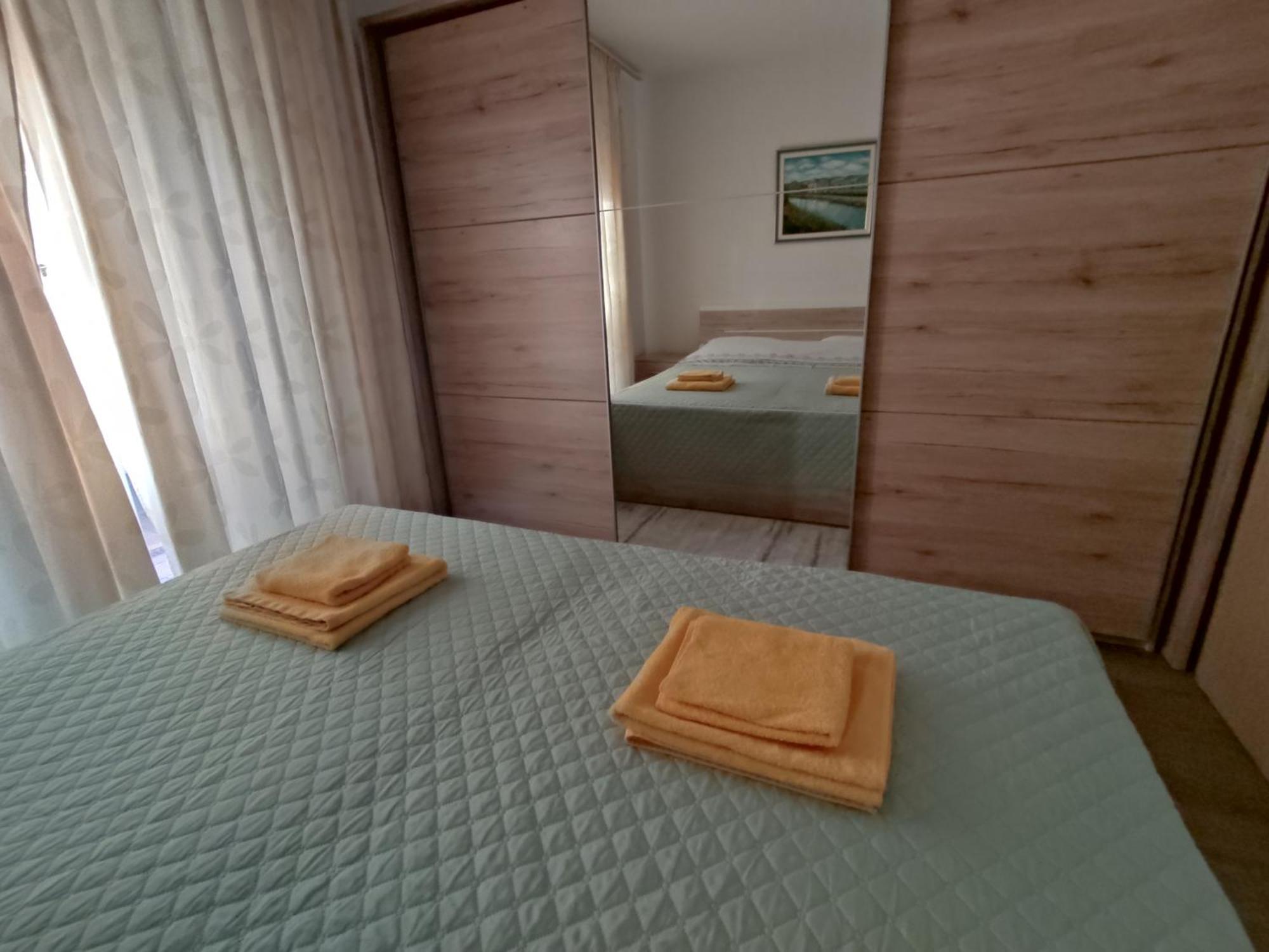 Rea Apartment *